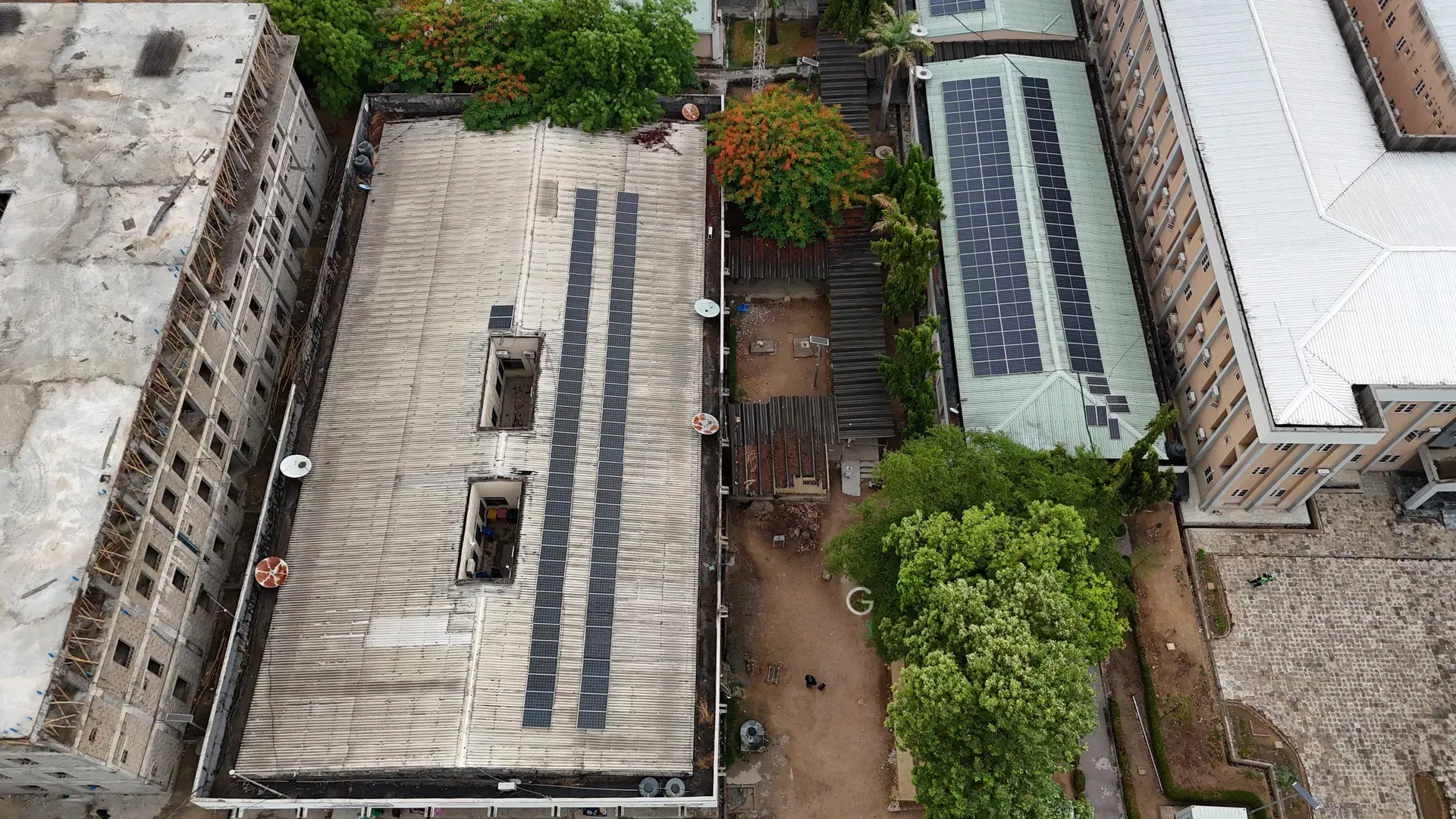 Commercial building rooftop solar power project in Cote d'Ivoire